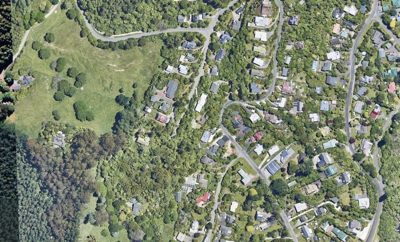 22 Summit Road, LAKE OKAREKA, ROTORUA - Carousel 1