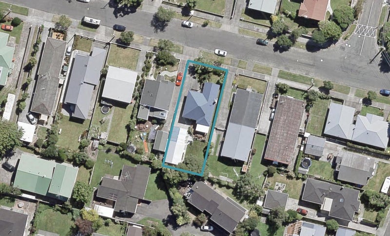 16 Porutu Street, Fairfield, Lower Hutt - Carousel 1