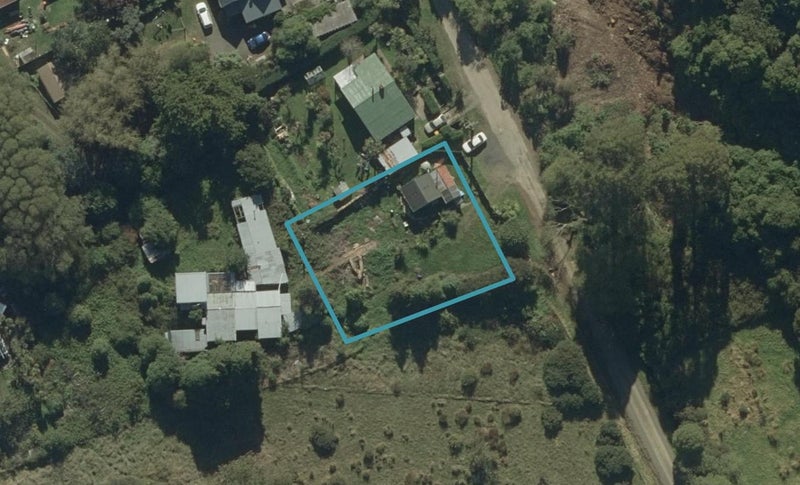 18 Bacon Street, Broad Bay, Dunedin - Carousel 1