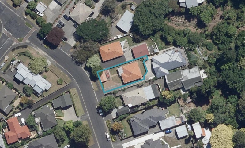 26 Casey Avenue, Fairfield, Hamilton - Carousel 1