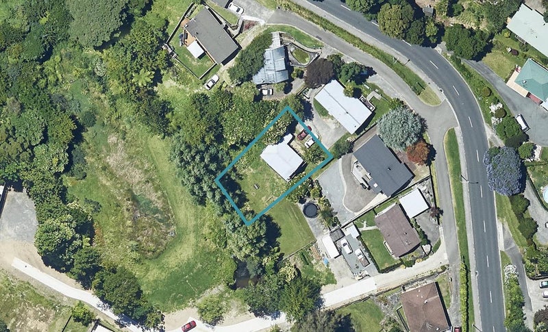 31B Courtney Road, Gate Pa, Tauranga - Carousel 1