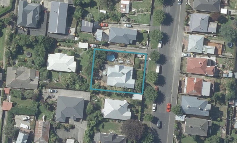 26 Cole Street, Caversham, Dunedin - Carousel 1