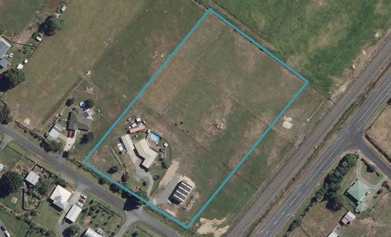 10 Jacobs Lane, Taupiri - Carousel 1