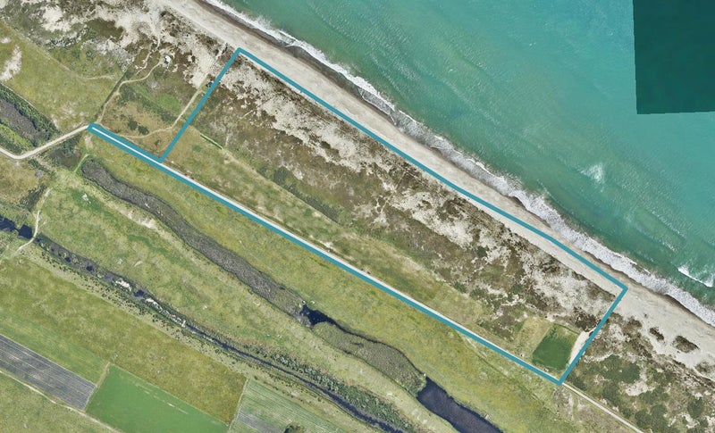 12084 Papamoa Beach Road, PAPAMOA BEACH, PAPAMOA - Carousel 1