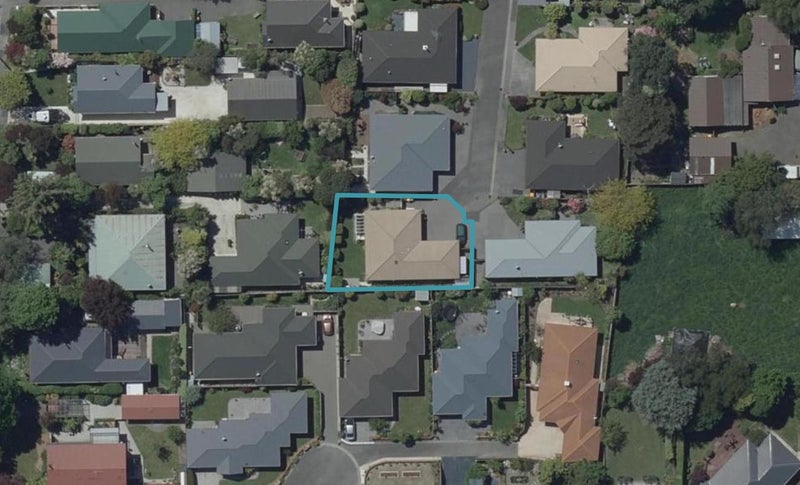 17 Castle Way, Beckenham, Christchurch - Carousel 1