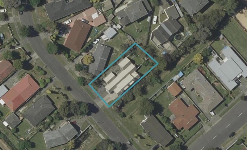 8A Terry Crescent, Milson, Palmerston North - Carousel 1