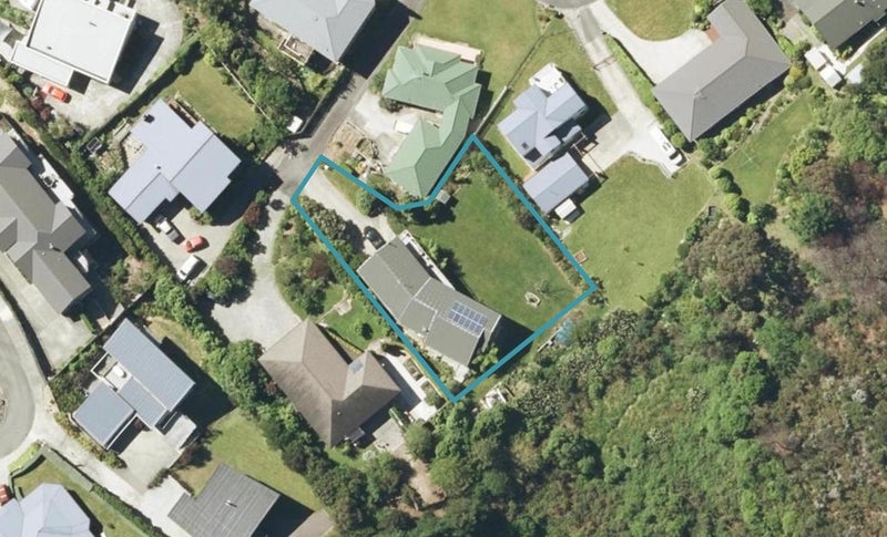 19 Rimu Terrace, Waikawa, Picton - Carousel 1