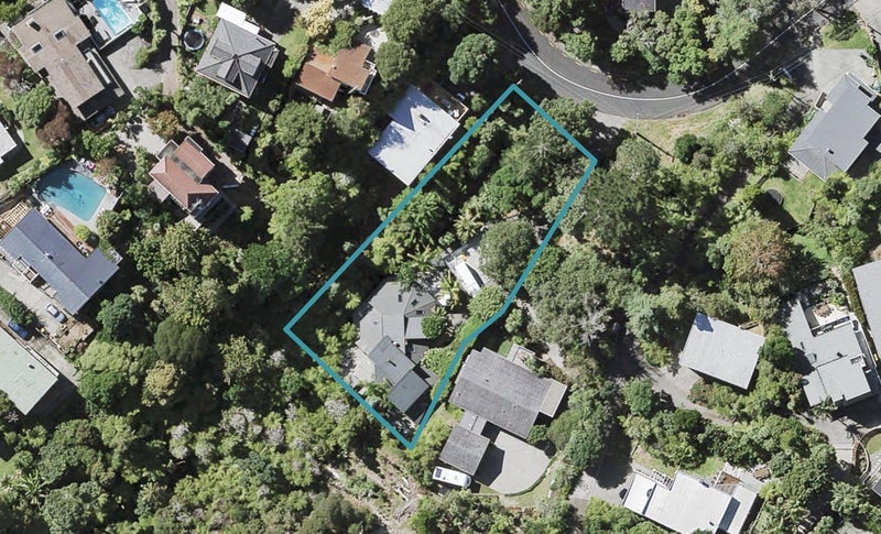 81 Braemar Road, Castor Bay, Auckland - Carousel 1