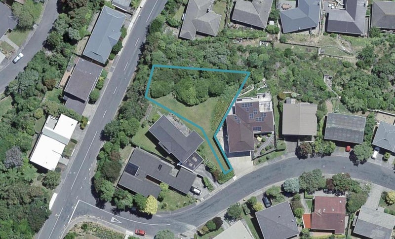 5 Lynmouth Avenue, Karori, Wellington - Carousel 1