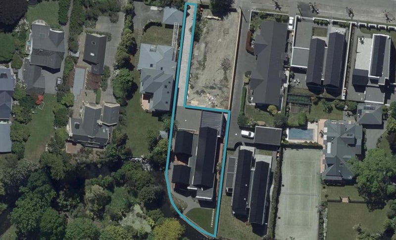9A Wroxton Terrace, Merivale, Christchurch - Carousel 1