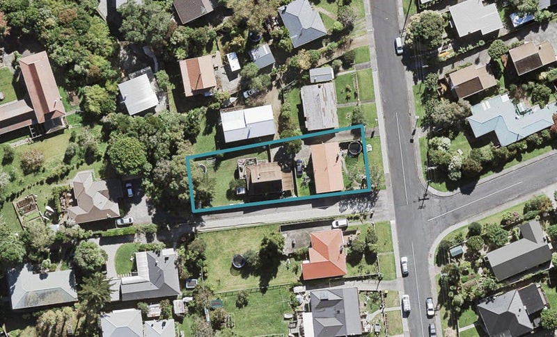 1/37 Kia Ora Road, Beach Haven, Auckland - Carousel 1