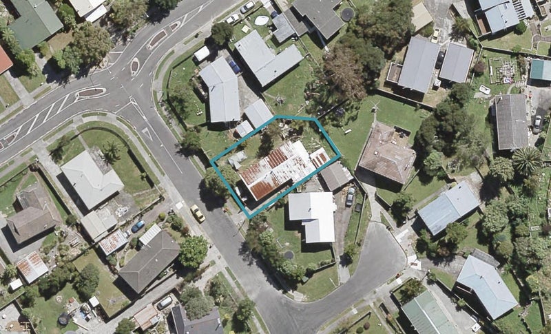 3 Edelweiss Grove, Timberlea, Upper Hutt - Carousel 1