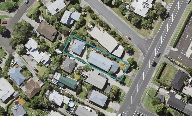 308 Sunset Road, Windsor Park, Auckland - Carousel 1