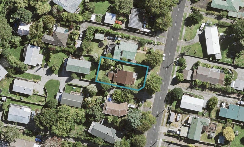 69 Woodglen Road, Glen Eden, Auckland - Carousel 1