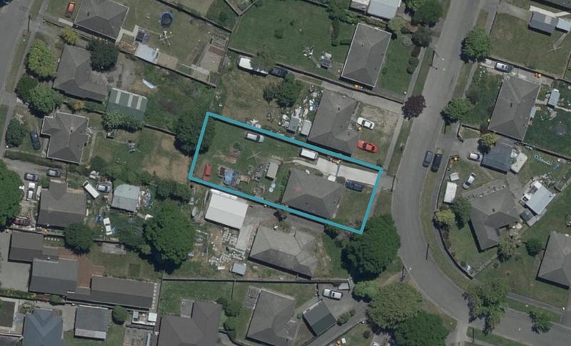 49 Earnslaw Crescent, Bryndwr, Christchurch - Carousel 1