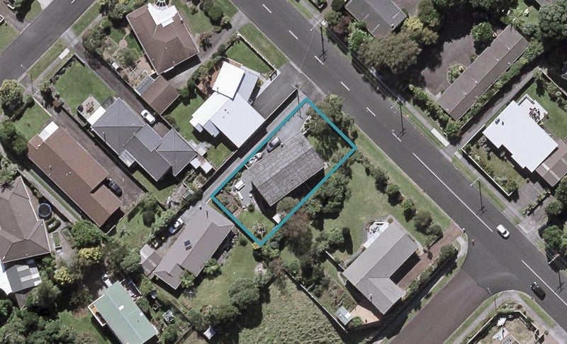 50 Wairau Road, Oakura, Oakura - Carousel 1