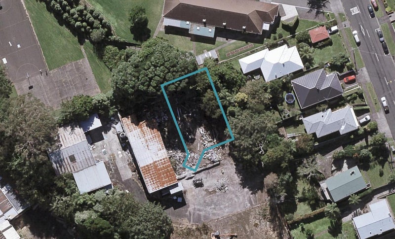6 Mackillop Way, Brooklands, New Plymouth - Carousel 1