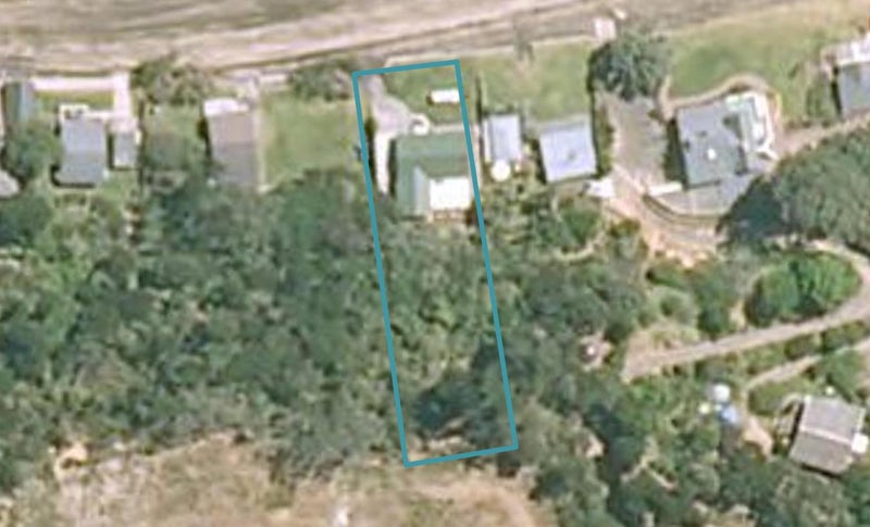 25F Orua Bay Beach Road, Manakau Heads - Carousel 1