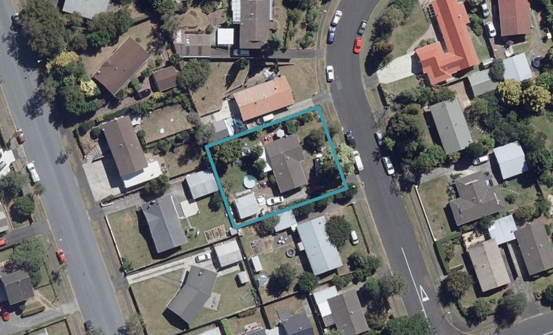 5 Rutland Street, Fairview Downs, Hamilton - Carousel 1
