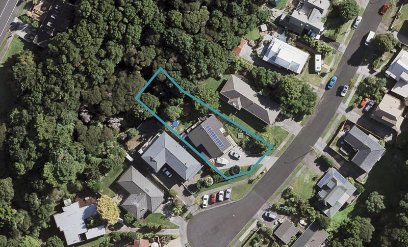 19 Hakea Place, Totara Heights, Auckland - Carousel 1