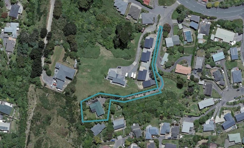 192 Helston Road, Paparangi, Wellington - Carousel 1