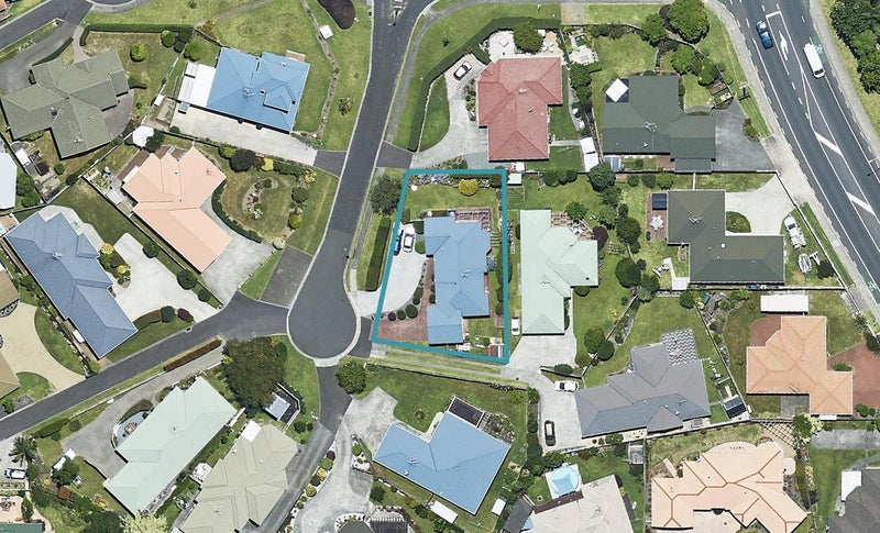 4 Hinton Place, Pyes Pa, Tauranga - Carousel 1
