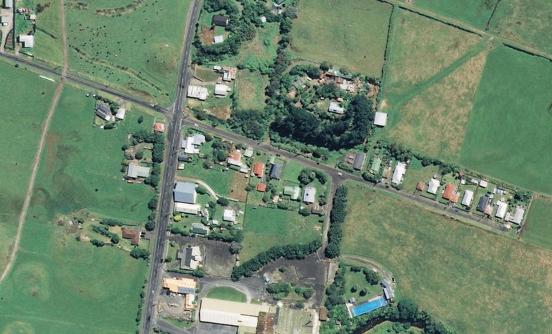 12 Pungarehu Road, Opunake - Carousel 1