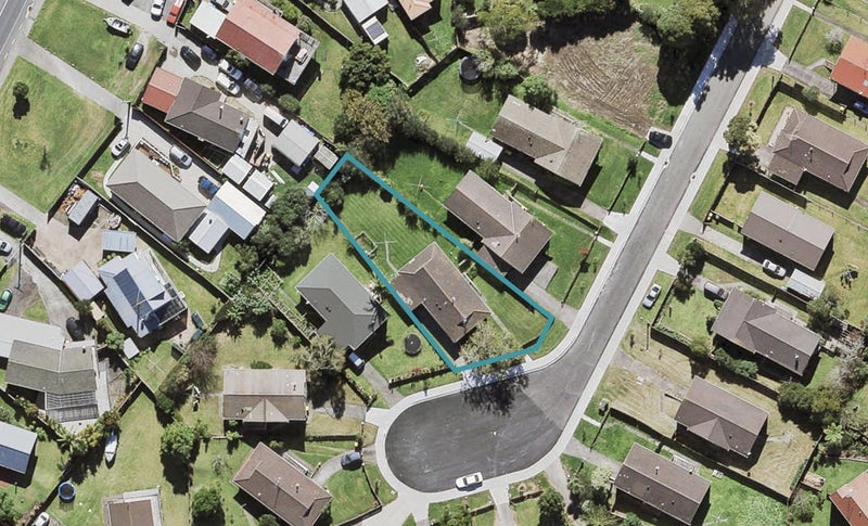9 Reverie Place, Massey, Auckland - Carousel 1