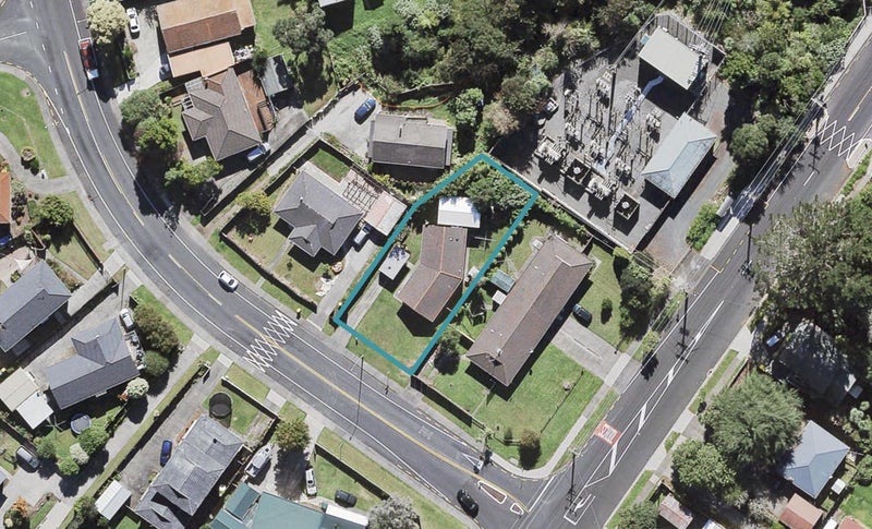 88 Butterworth Drive, Glendene, Auckland - Carousel 1