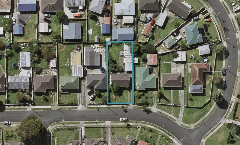 31 Tyrone Street, Otara, Auckland - Carousel 1