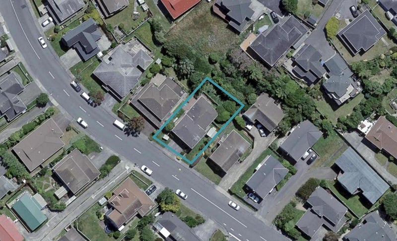 68 Cortina Avenue, Johnsonville, Wellington - Carousel 1