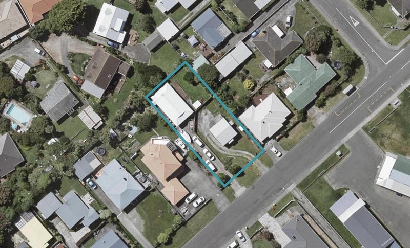 17 Te Kupe Road, Paraparaumu Beach, Paraparaumu - Carousel 1