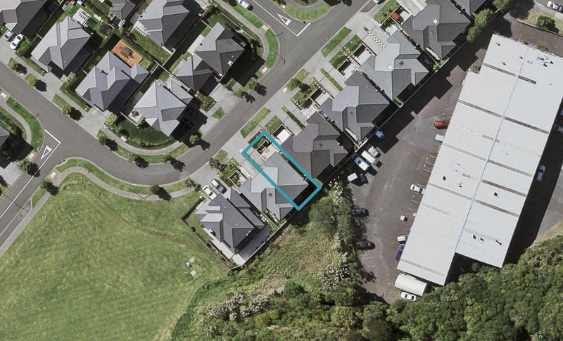 48A Tauoma Crescent, Stonefields, Auckland - Carousel 1