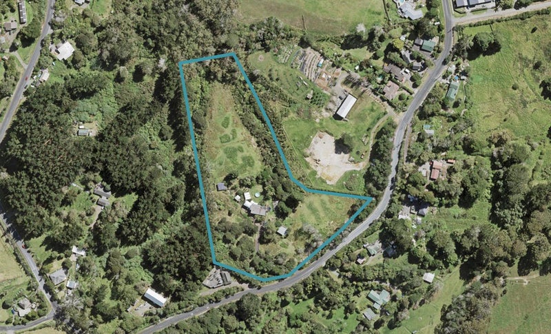 163 Simpson Road, Henderson Valley, Auckland - Carousel 1