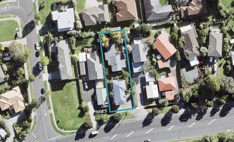 23A Oteha Valley Road, Northcross, Auckland - Carousel 1