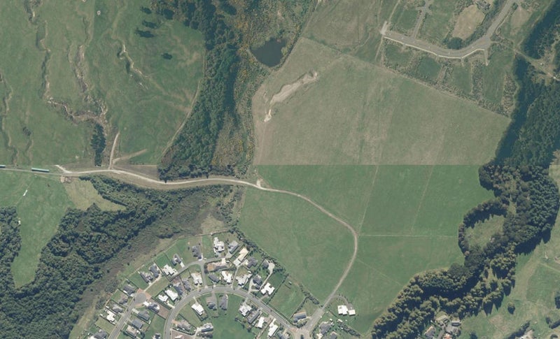 10 Kahikatea Drive, Kinloch, Taupo - Carousel 1
