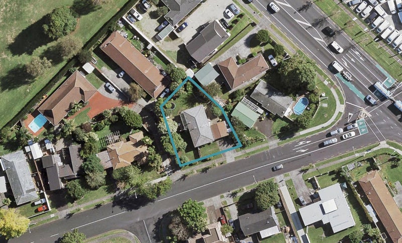 3 Walter Strevens Drive, Conifer Grove, Takanini - Carousel 1