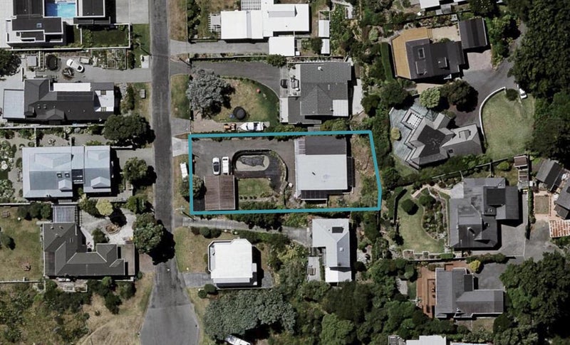 15 Groves Road, Raumati Beach, Paraparaumu - Carousel 1