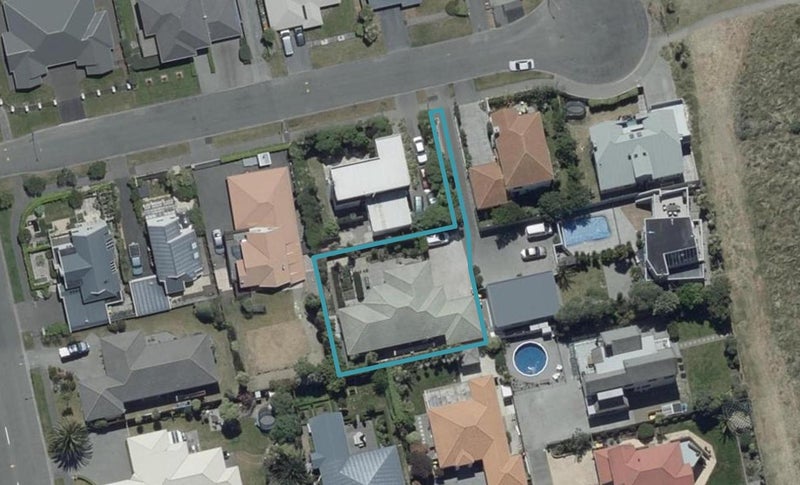 8 Stout Street, Waimairi Beach, Christchurch - Carousel 1