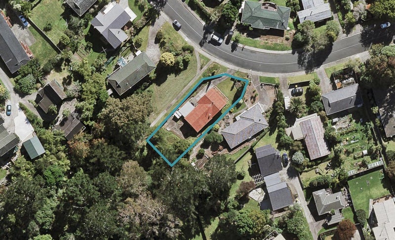 26 Ayton Drive, Totara Vale, Auckland - Carousel 1