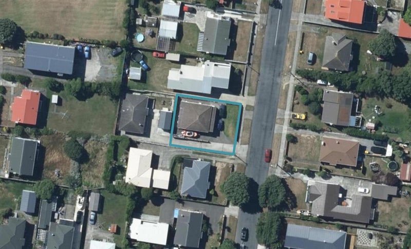 72 Te Pene Avenue, Titahi Bay, Porirua - Carousel 1