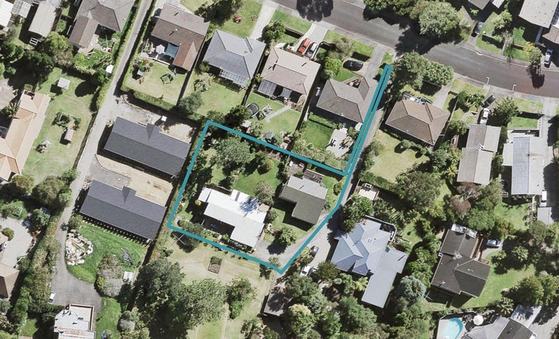 2/48 Lemnos Place, Titirangi, Auckland - Carousel 1