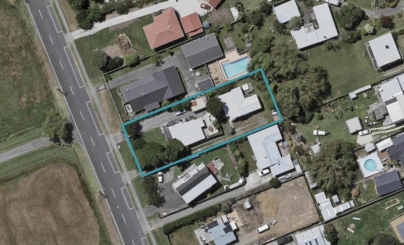 11 Otaihanga Road, Otaihanga, Paraparaumu - Carousel 1