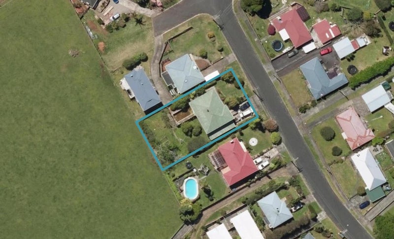 24 Tuatara Drive, Kamo, Whangarei - Carousel 1