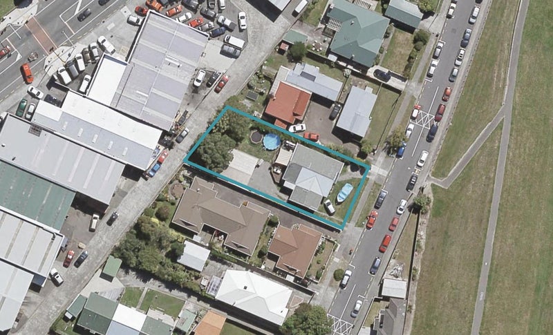 77 Tama Street, Alicetown, Lower Hutt - Carousel 1