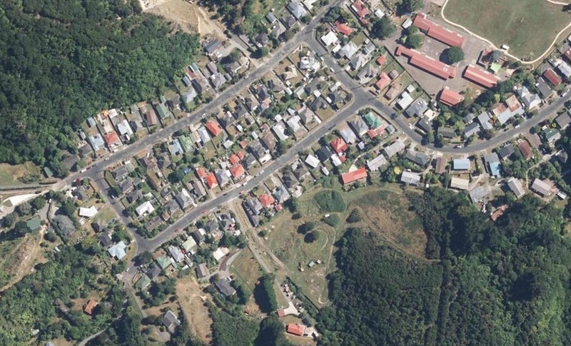 13 Gardiner Grove, Wainuiomata, Lower Hutt - Carousel 1