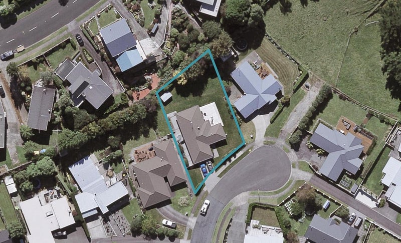 7 Long Place, Frankleigh Park, New Plymouth - Carousel 1