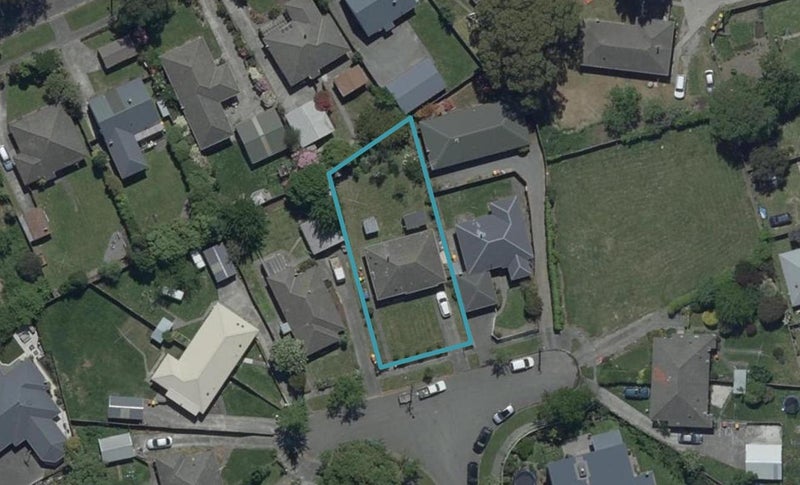 13 Bevin Place, Bryndwr, Christchurch - Carousel 1