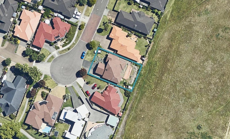 21 Bermuda Drive, Papamoa Beach, Papamoa - Carousel 1