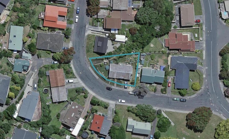 6 Te Kiteroa Grove, Churton Park, Wellington - Carousel 1
